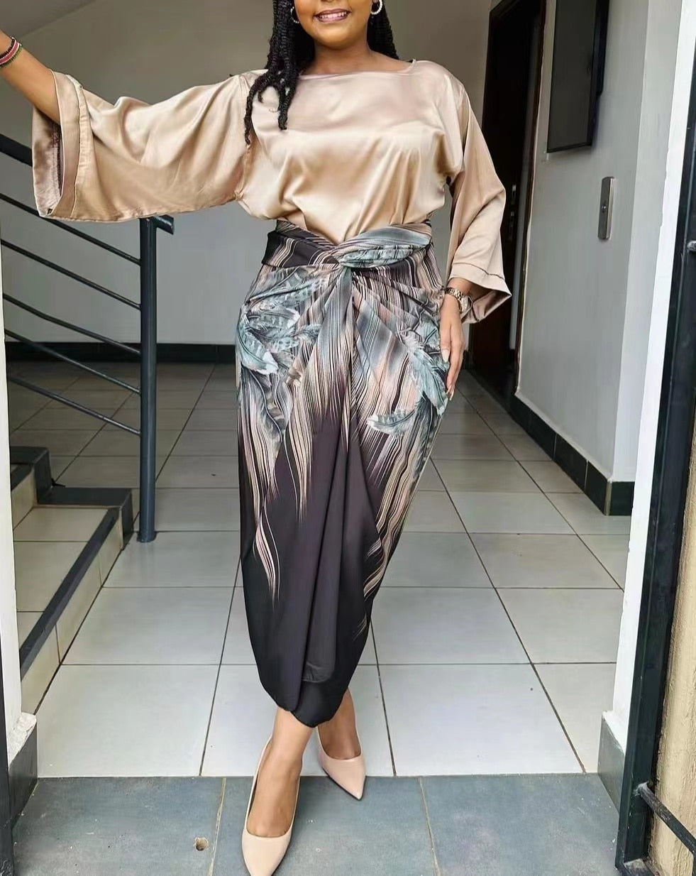 African Printed Two Piece Sets Skirt Womens O-neck Loose Flare Sleeve Lace-up Skirt 2 Piece Suit Womens