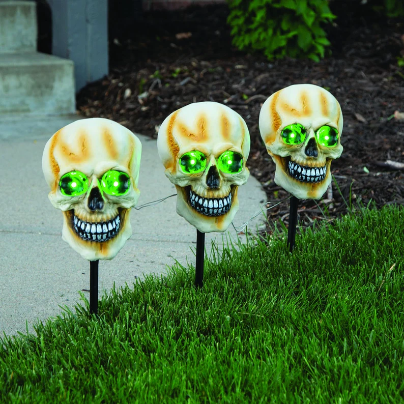 Solar Halloween Ghost Head Lights Glowing Skull Horror Ornament