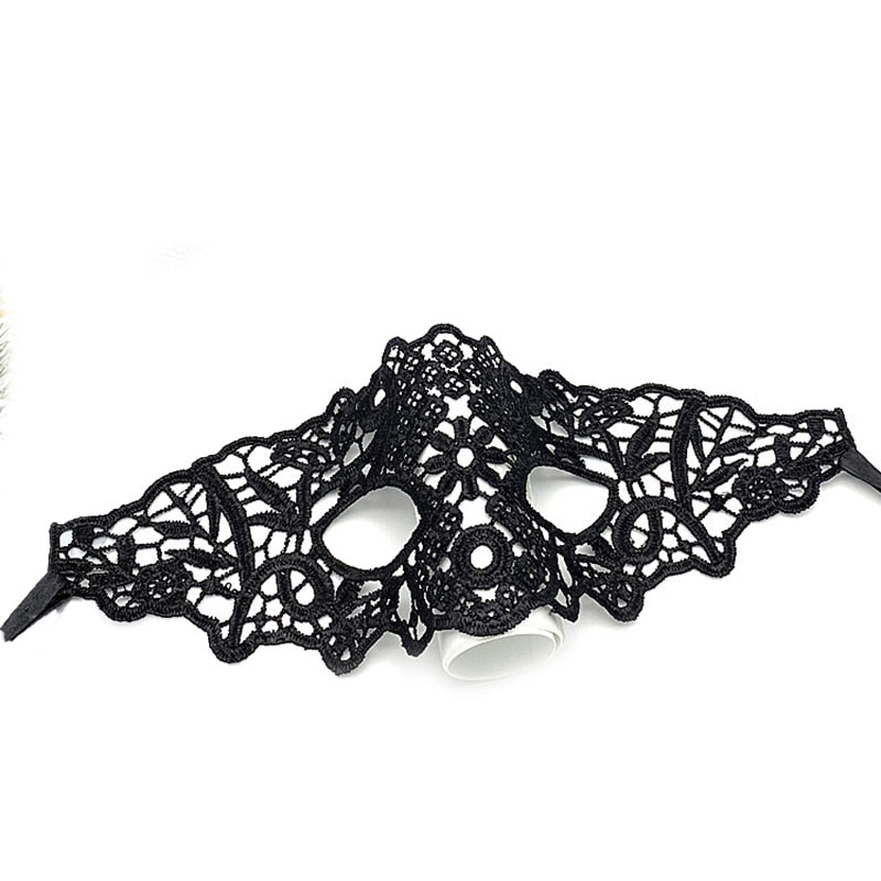 Women Hollow Lace Masquerade Face Mask Sexy Cosplay Prom Party Props Costume Halloween Masquerade Mask Nightclub Queen Eye Mask