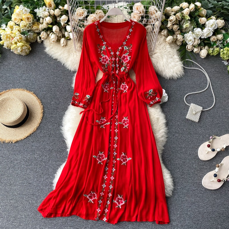 Women's Dress Travel Photography Holiday Long Dress New Retro Ethnic Style Embroidered V-neck Lantern Sleeve Dress ML1034