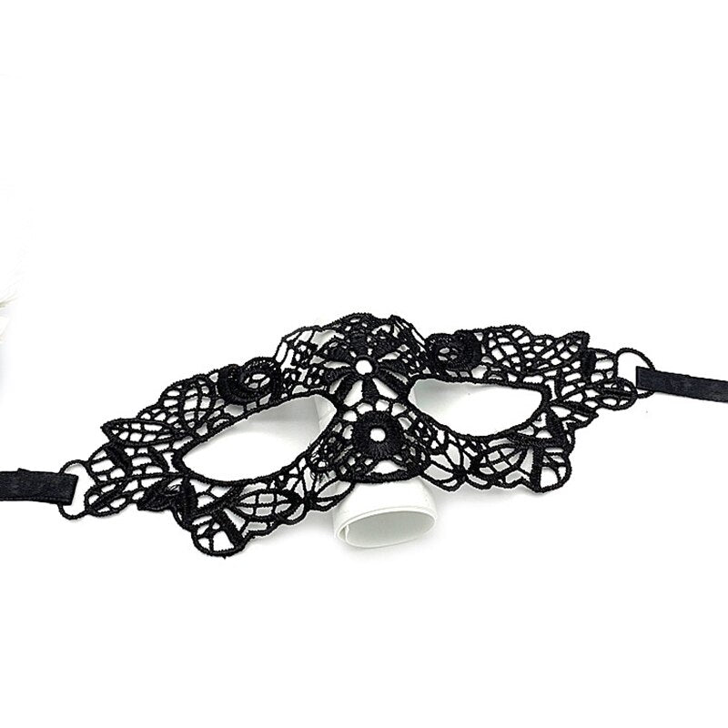 Women Hollow Lace Masquerade Face Mask Sexy Cosplay Prom Party Props Costume Halloween Masquerade Mask Nightclub Queen Eye Mask