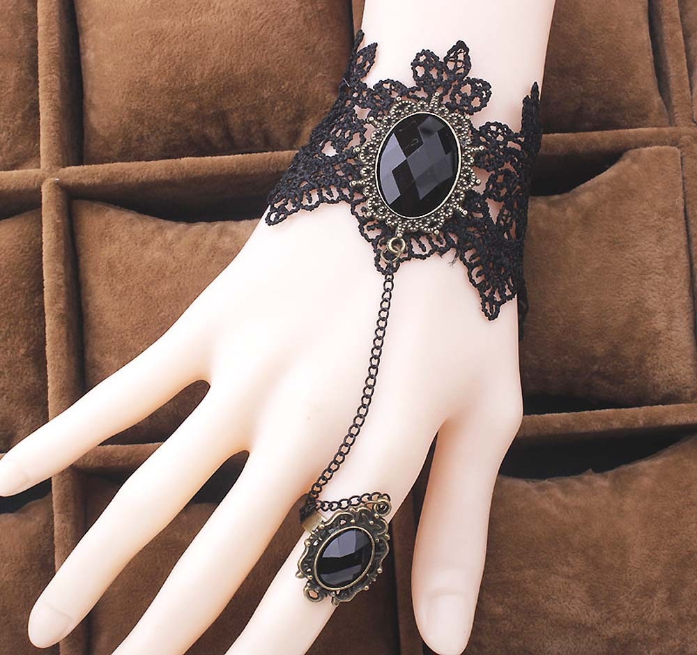 Gothic Victorian Black Lace Necklace Women Girl Boho Crystal Tassel Sexy Lace Choker Steampunk Dark Loli Style Halloween Jewelry