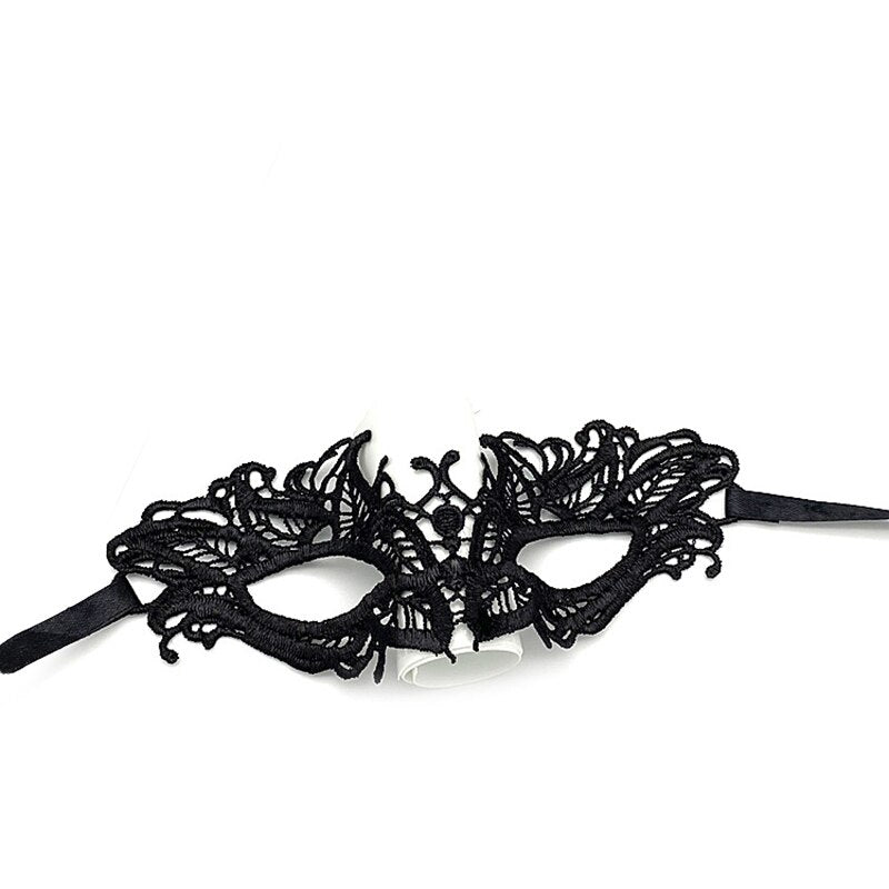 Women Hollow Lace Masquerade Face Mask Sexy Cosplay Prom Party Props Costume Halloween Masquerade Mask Nightclub Queen Eye Mask