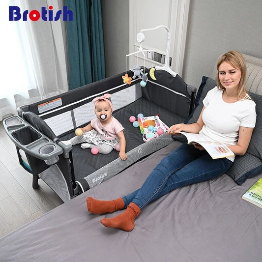 Baby Bed Crib Portable Bassinet Bedside Cradle Play Game Bed Foldable Playpen Newborn Bed With Changing Table,Toys,Storage Bag